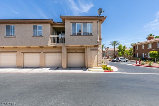 10200 Deerfield Beach Avenue 203, Las Vegas, NV 89129
