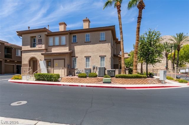 10200 Deerfield Beach Avenue 203, Las Vegas, NV 89129