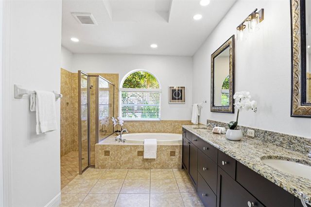 20107 OAK ALLEY DRIVE, Tampa, FL 33647