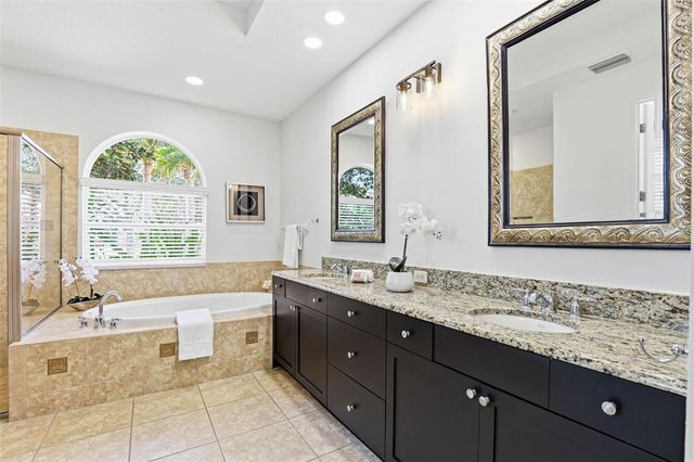 20107 OAK ALLEY DRIVE, Tampa, FL 33647