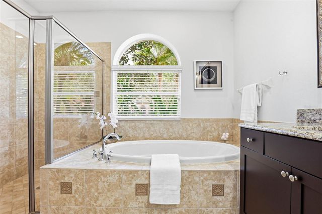 20107 OAK ALLEY DRIVE, Tampa, FL 33647