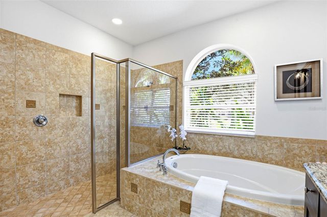 20107 OAK ALLEY DRIVE, Tampa, FL 33647