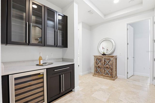 20107 OAK ALLEY DRIVE, Tampa, FL 33647