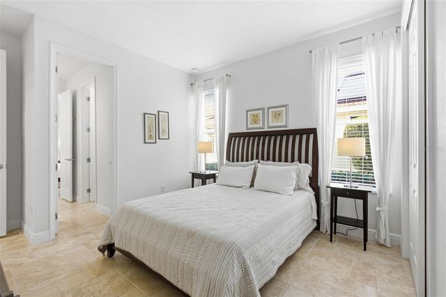 20107 OAK ALLEY DRIVE, Tampa, FL 33647