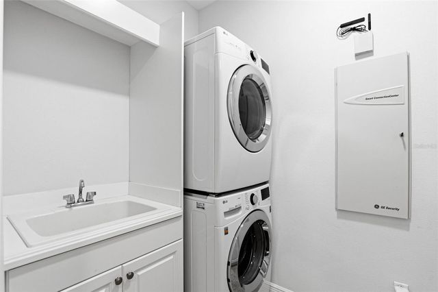 20107 OAK ALLEY DRIVE, Tampa, FL 33647