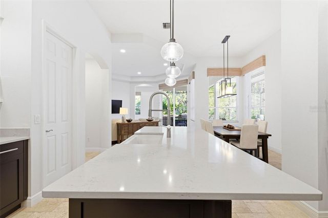 20107 OAK ALLEY DRIVE, Tampa, FL 33647