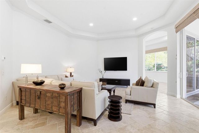 20107 OAK ALLEY DRIVE, Tampa, FL 33647