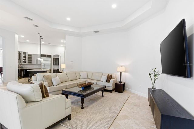 20107 OAK ALLEY DRIVE, Tampa, FL 33647