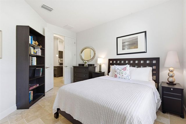 20107 OAK ALLEY DRIVE, Tampa, FL 33647