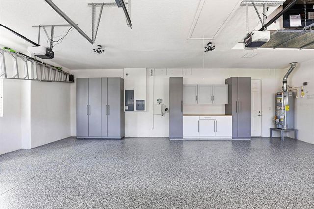 20107 OAK ALLEY DRIVE, Tampa, FL 33647