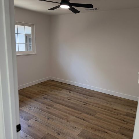 1830 W 5th Street, Madera, CA 93637