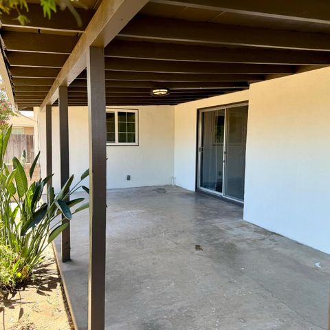 1830 W 5th Street, Madera, CA 93637
