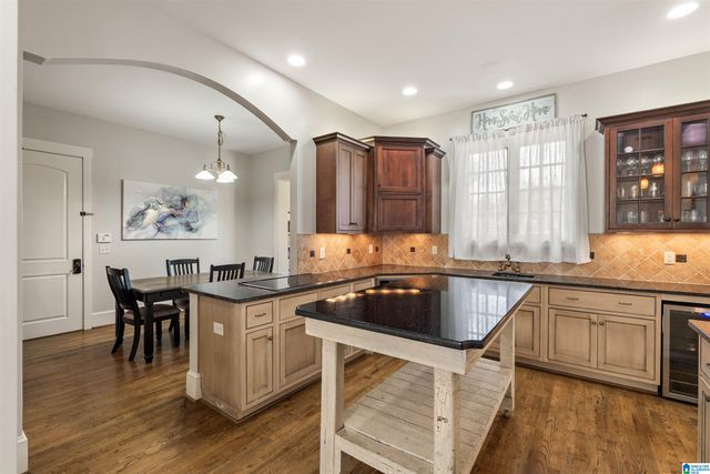 308 STONE BROOK CIRCLE, Hoover, AL 35226