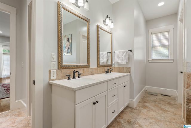 308 STONE BROOK CIRCLE, Hoover, AL 35226