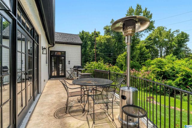 308 STONE BROOK CIRCLE, Hoover, AL 35226