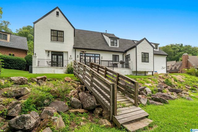 308 STONE BROOK CIRCLE, Hoover, AL 35226