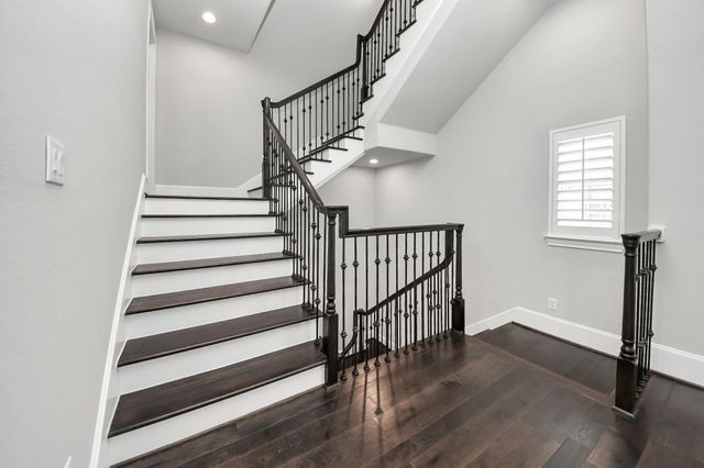 2004 Lou Ellen Lane C, Houston, TX 77018
