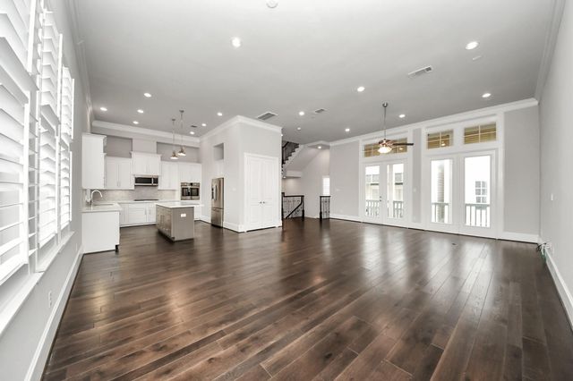 2004 Lou Ellen Lane C, Houston, TX 77018