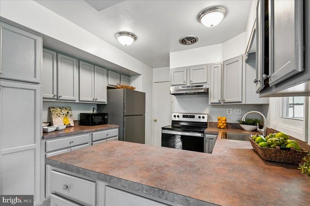 2615 KENNISON LN, Bowie, MD 20715