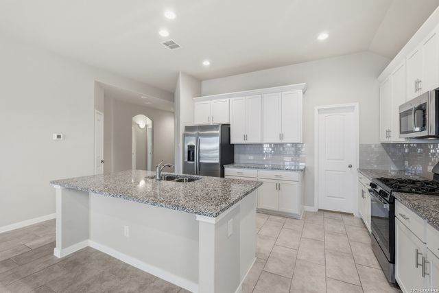 1610 Misty Elm St, San Antonio, TX 78245