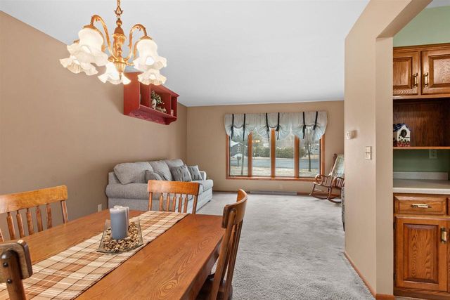 751 KARBERG LANE, Port Edwards, WI 54469