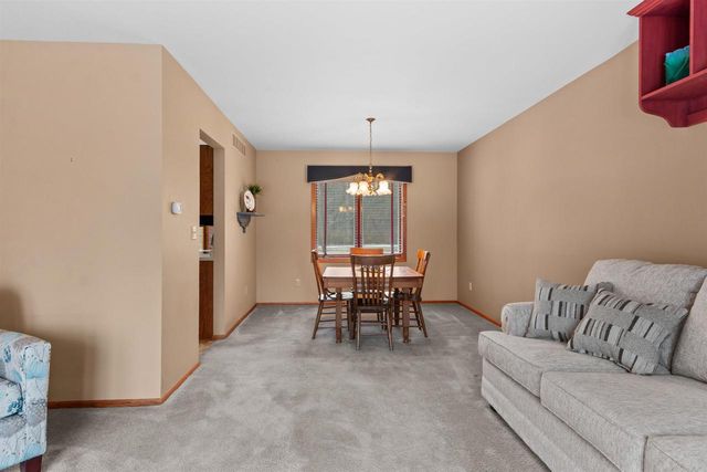 751 KARBERG LANE, Port Edwards, WI 54469