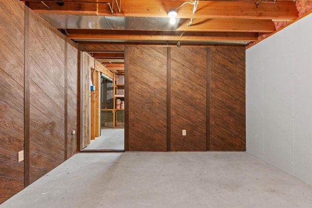 751 KARBERG LANE, Port Edwards, WI 54469