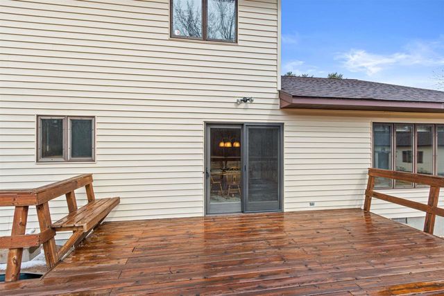 751 KARBERG LANE, Port Edwards, WI 54469