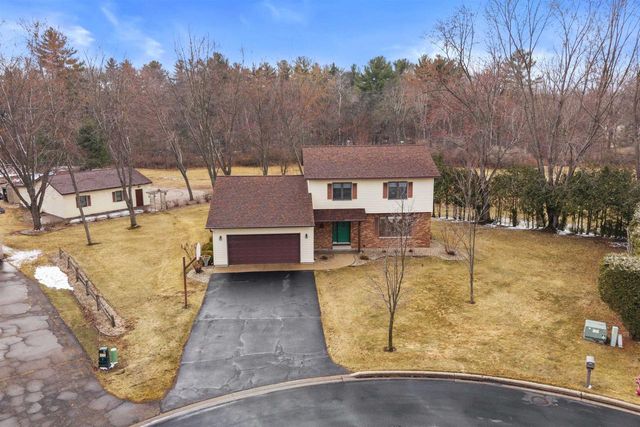 751 KARBERG LANE, Port Edwards, WI 54469