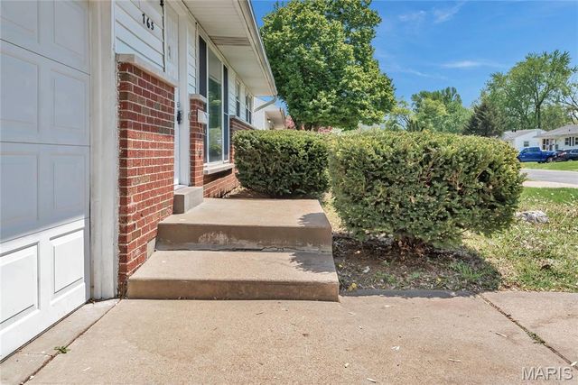 765 Babler Drive, Florissant, MO 63031