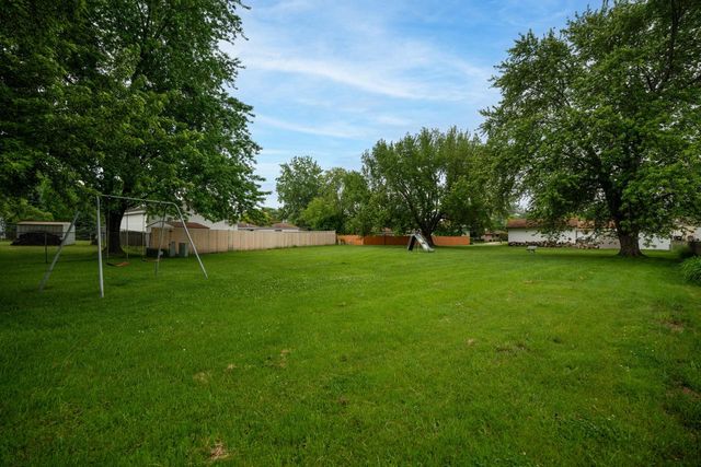 2725 Red Maple COURT, Racine, WI 53402