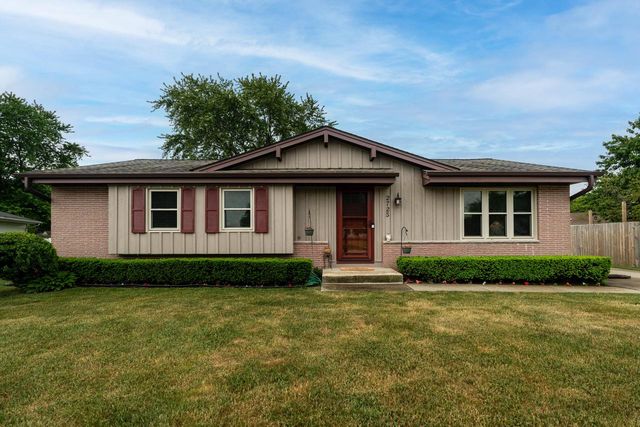 2725 Red Maple COURT, Racine, WI 53402
