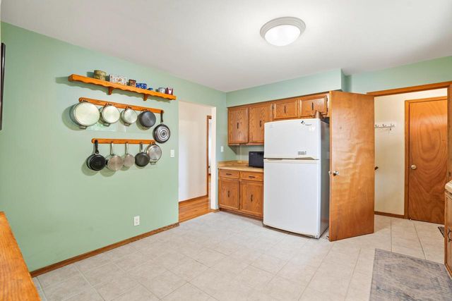 2725 Red Maple COURT, Racine, WI 53402