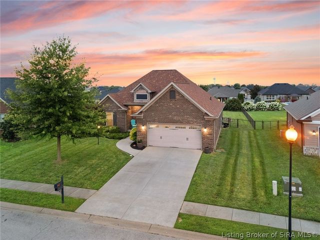 2919 Chestnut Eagle Ridge, Jeffersonville, IN 47130