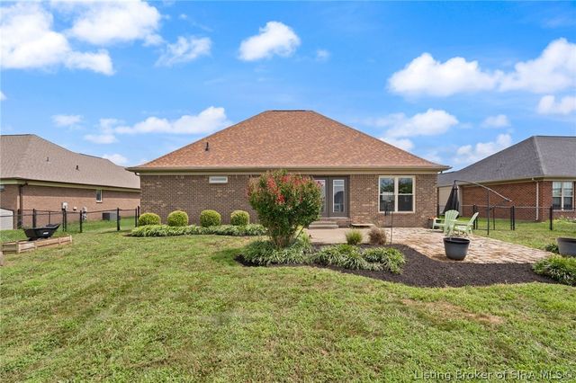 2919 Chestnut Eagle Ridge, Jeffersonville, IN 47130