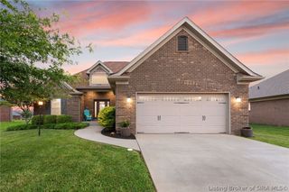 2919 Chestnut Eagle Ridge, Jeffersonville, IN 47130
