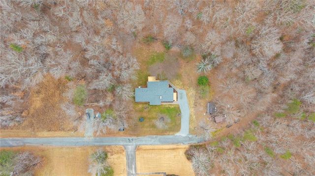 1528 Idlewild Avenue, Burlington, NC 27217