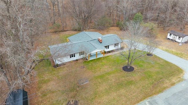 1528 Idlewild Avenue, Burlington, NC 27217