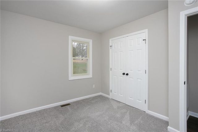 1528 Idlewild Avenue, Burlington, NC 27217