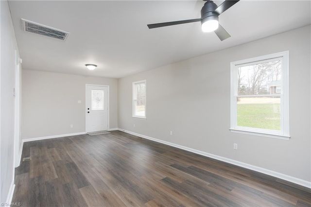 1528 Idlewild Avenue, Burlington, NC 27217