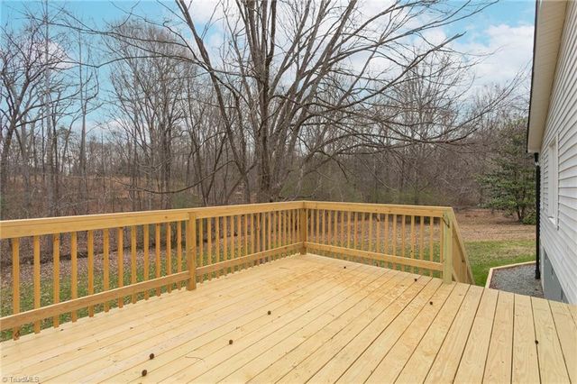 1528 Idlewild Avenue, Burlington, NC 27217