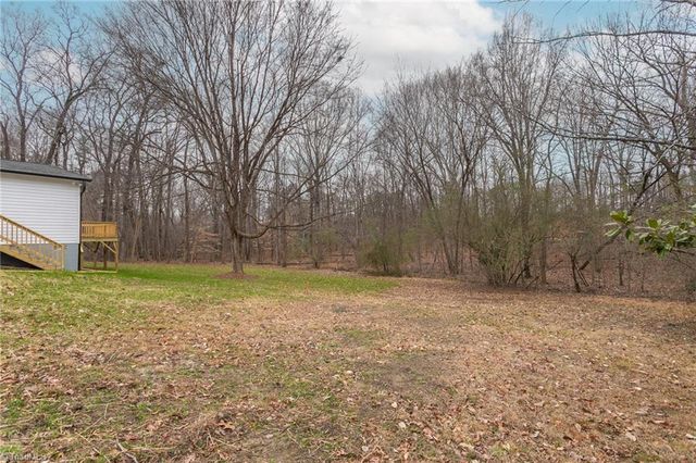 1528 Idlewild Avenue, Burlington, NC 27217