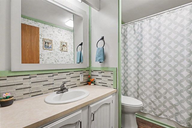 67749 Ridgewood Drive, South Haven, MI 49090