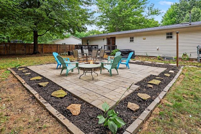 67749 Ridgewood Drive, South Haven, MI 49090
