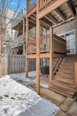 3640 N Damen Avenue 1, Chicago, IL 60618