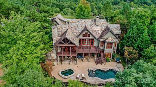 538 Chestertown Drive, Mill Spring, NC 28756