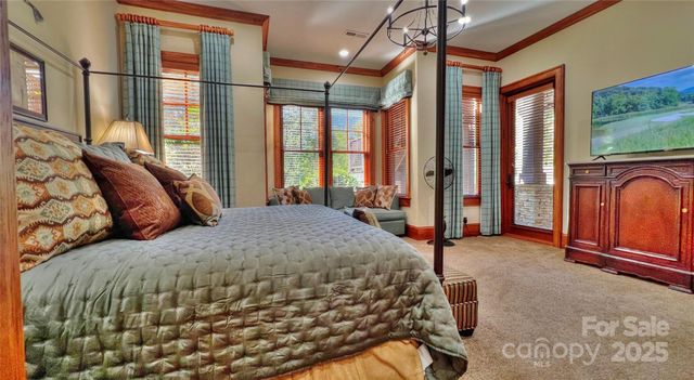 538 Chestertown Drive, Mill Spring, NC 28756