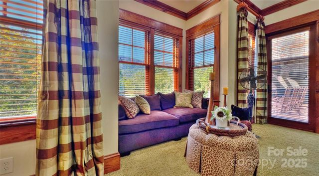 538 Chestertown Drive, Mill Spring, NC 28756