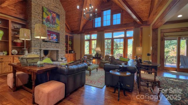 538 Chestertown Drive, Mill Spring, NC 28756