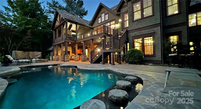 538 Chestertown Drive, Mill Spring, NC 28756